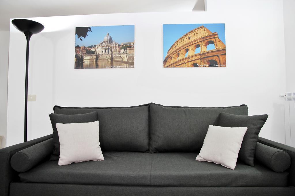 St Peter Home - Appartamento Con Parcheggio Rome Bagian luar foto